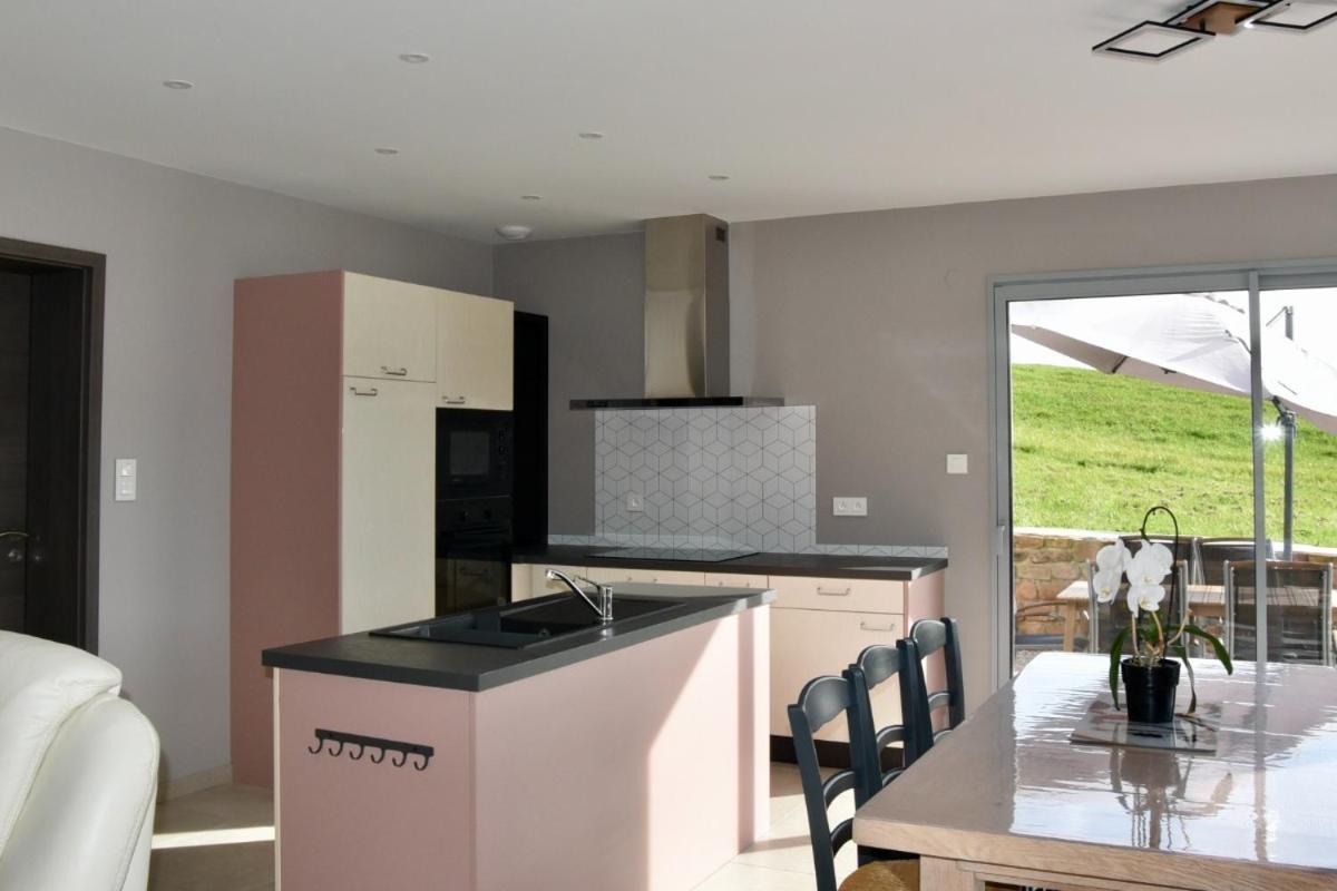 Apartment Gite, Au Calme, Avec Vue Imprenable Sur La Nature Environnante *